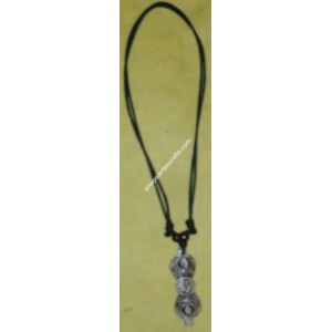 http://www.nepalwomencrafts.com/img/p/194-234-thickbox.jpg