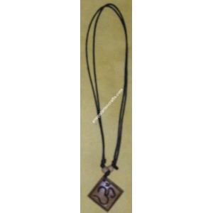 http://www.nepalwomencrafts.com/img/p/195-235-thickbox.jpg