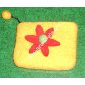 http://www.nepalwomencrafts.com/img/p/583-673-thickbox.jpg