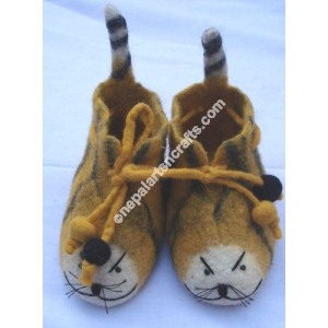 http://www.nepalwomencrafts.com/img/p/599-690-thickbox.jpg